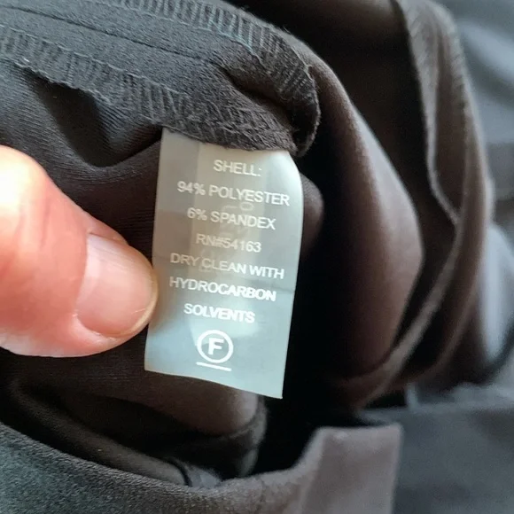 Calvin Klein sz 12 black with white accent midi dress - Picture 6 of 6